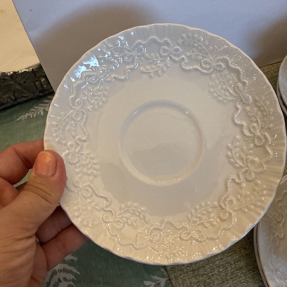 Ralph Lauren Wedgwood White “Claire” Cup & Saucer 6 Sets, Excellent Condition! - Picture 4 of 8